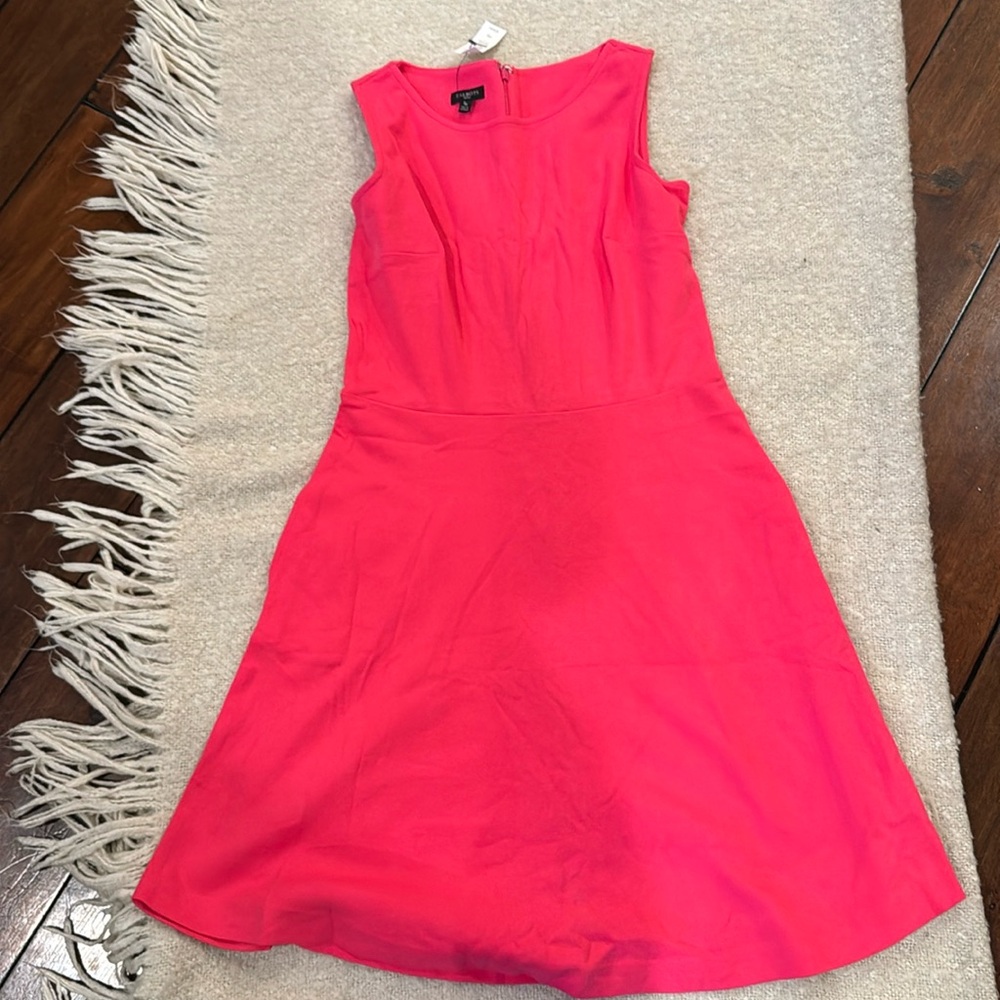 Adorable pink dress from Talbots! Pockets!! Small petite